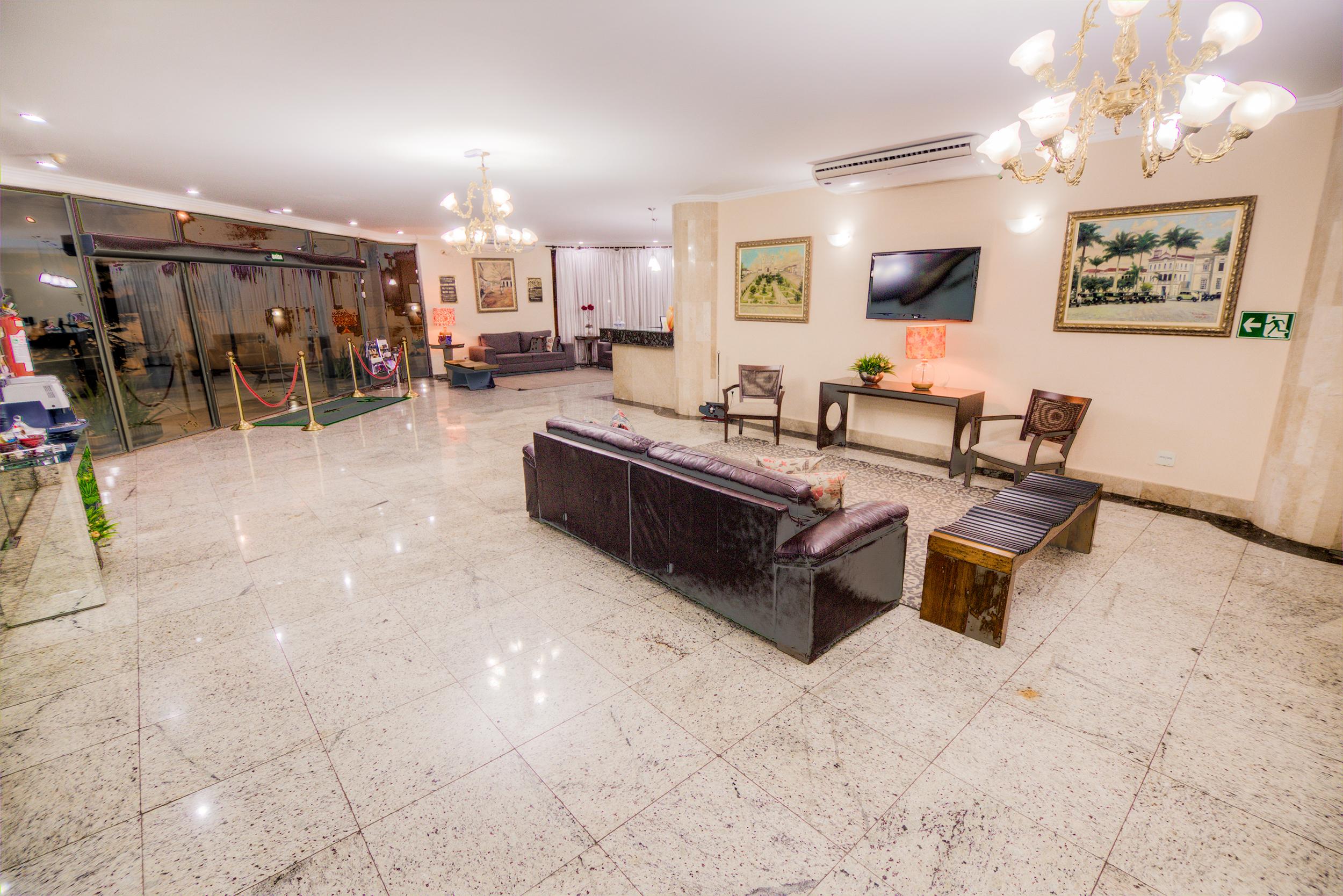 Hotel Golden Park Uberaba By Nacional Inn Extérieur photo