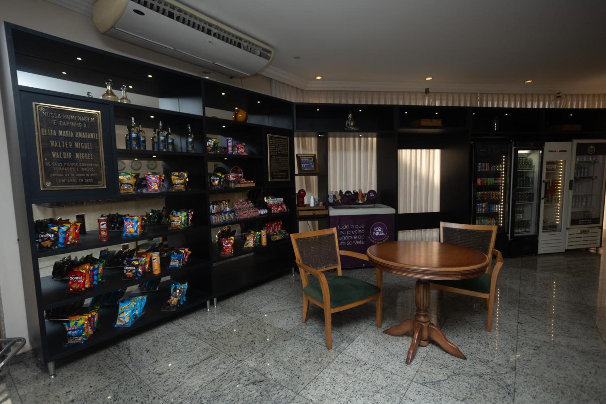 Hotel Golden Park Uberaba By Nacional Inn Extérieur photo