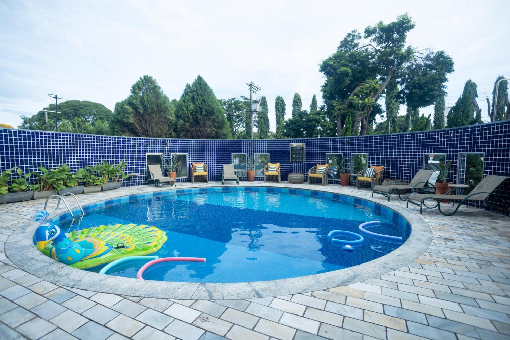 Hotel Golden Park Uberaba By Nacional Inn Extérieur photo