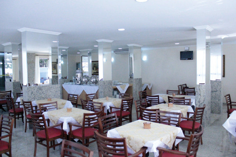 Hotel Golden Park Uberaba By Nacional Inn Extérieur photo