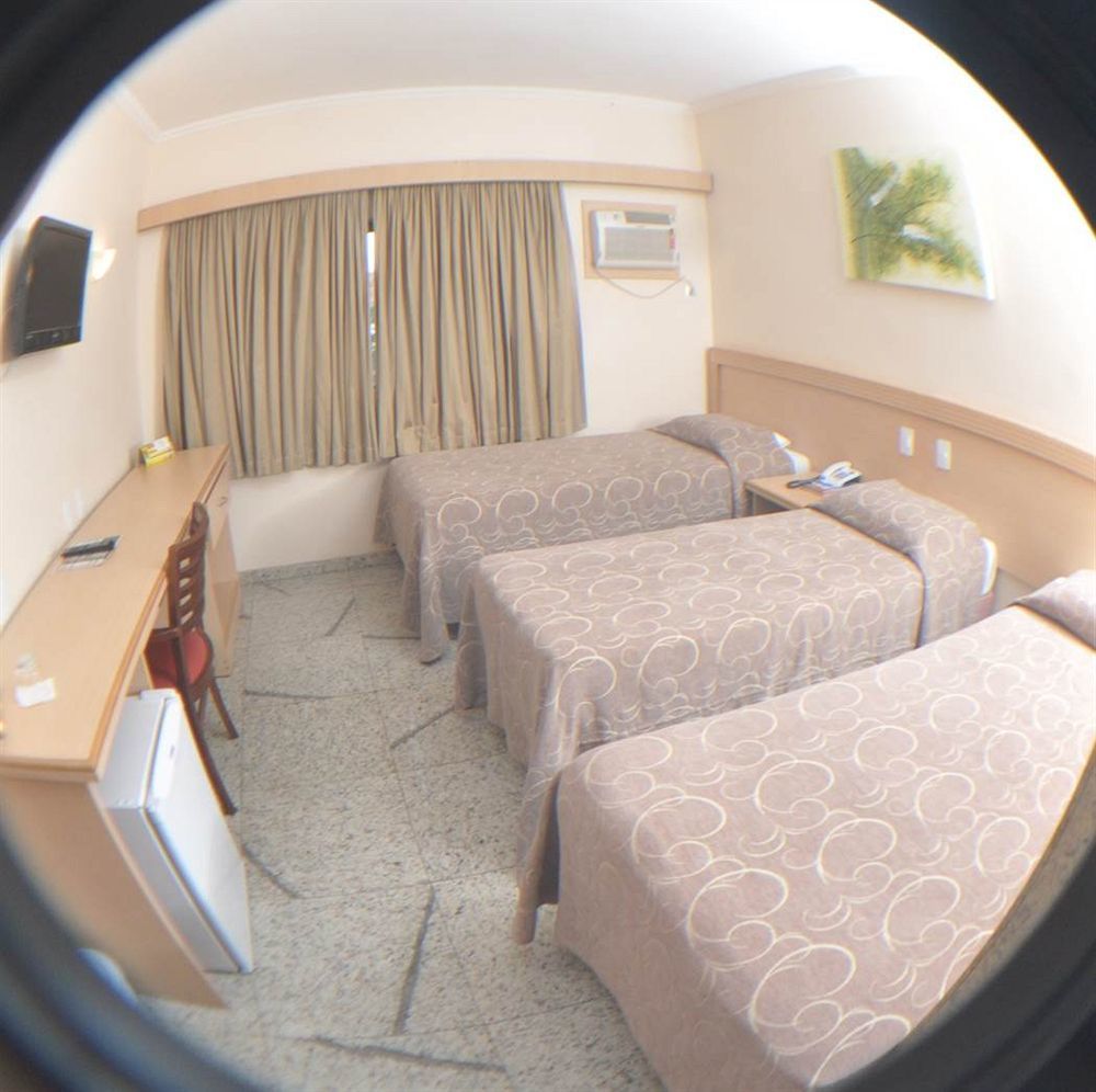 Hotel Golden Park Uberaba By Nacional Inn Extérieur photo